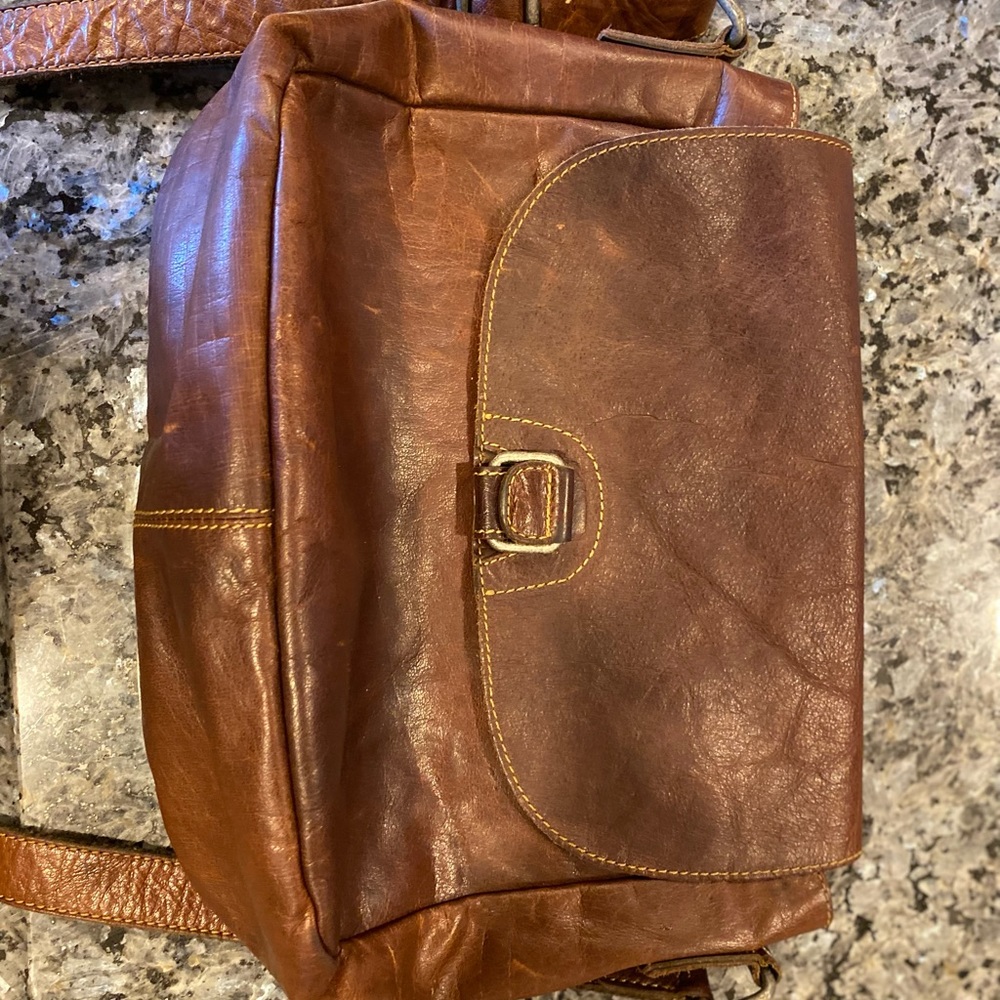 Vintage leather crossbody